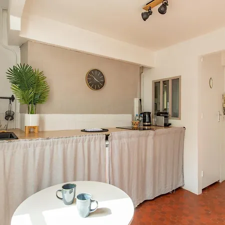 Charming In The Heart Of Versailles